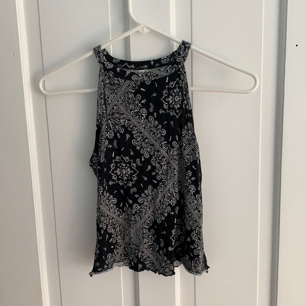Juniors halter tank top